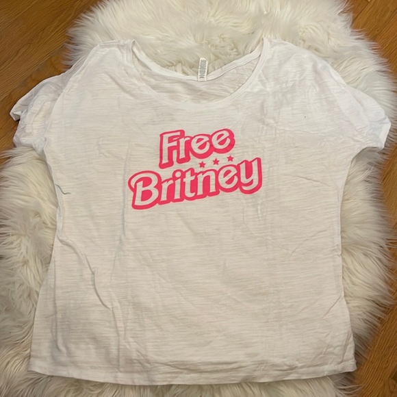 #BooCrew Free Britney Tee - Picture 1 of 2